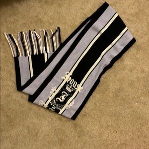 Juicy couture scarf